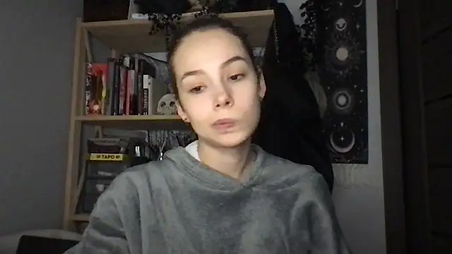 Yuna5343 online show from March 4, 12:28 am