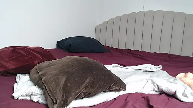 AgnesRoseCams online show from September 25, 9:08 am