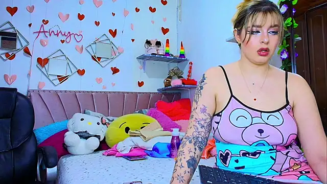 Anny Hurtado online show from November 22, 6:05 am