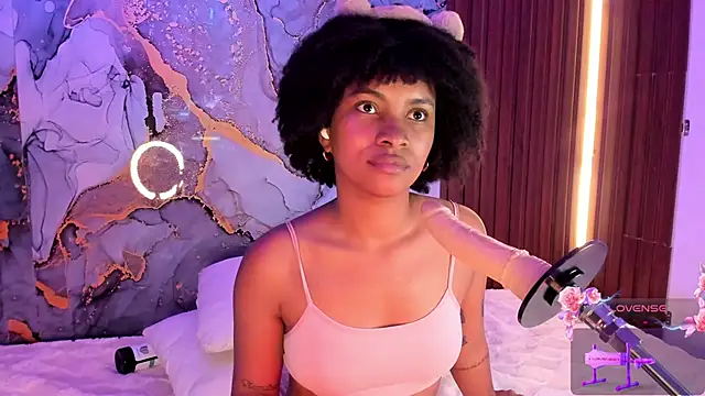 Lolalewis777 online show from September 9, 9:58 pm