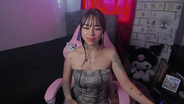 babee 04 online show from October 7, 8:46 pm