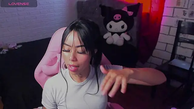 babee 04 online show from November 6, 8:04 pm