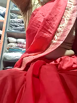 indianhotwife639 online show from October 3, 8:08 am