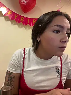 Alyha Cortes online show from March 31, 3:12 pm