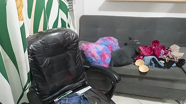 kathie lozada online show from December 16, 4:40 am