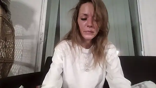 LaylaRainVIP online show from September 15, 2:20 am