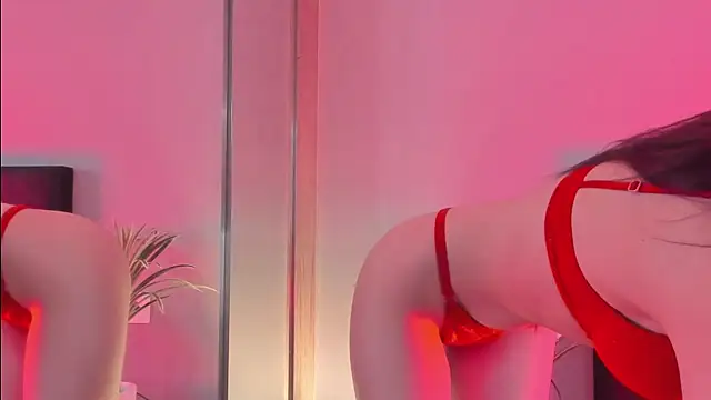 Forever Smiler online show from October 27, 9:05 am