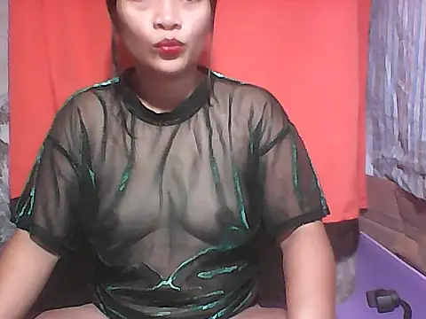 HottyElle online show from July 21, 2:01 am