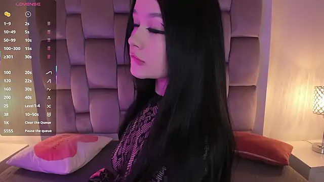 Dannika07 online show from February 3, 9:18 pm