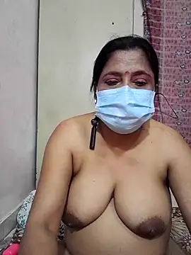 mature mimi online show from March 7, 7:10 pm