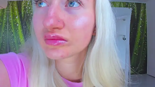 HollyTailors online show from September 29, 5:23 am