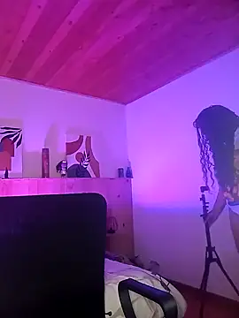 IVONNE COLLINS33 online show from March 5, 11:33 pm