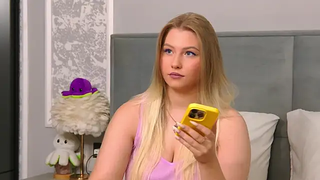 Amy mit online show from June 28, 11:50 am