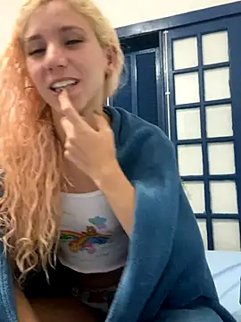 Bruna551 online show from October 9, 3:21 am