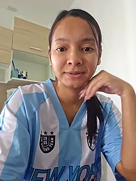 Snapshot of Natural_Asian_Girl chatting on November 1, 3:43 am Natural Asian Girl online show from November 1, 3:43 am