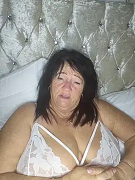 Angeldelightt online show from November 3, 10:36 pm