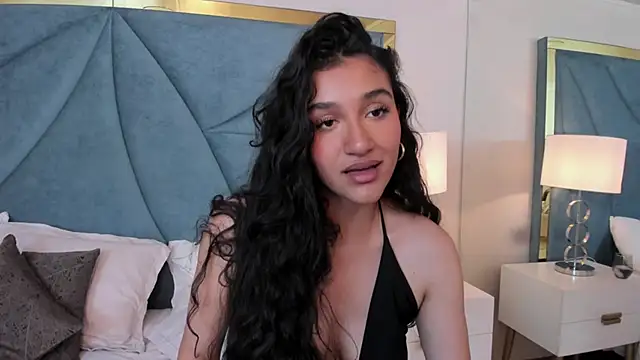 ValentiinaCruz online show from November 4, 11:43 pm