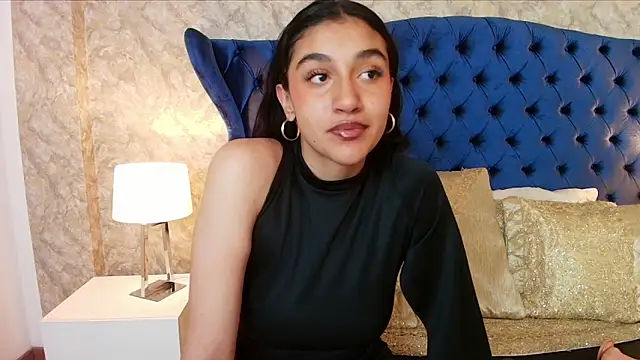 ValentiinaCruz online show from December 19, 10:13 pm