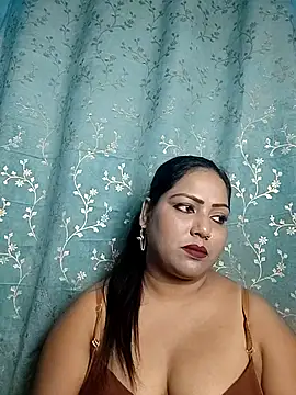 hornypriya696 online show from October 3, 6:24 pm