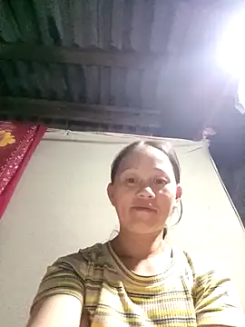 MaiHoa69 online show from October 24, 9:00 pm