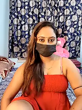 Cute-lusi online show from October 4, 7:40 pm