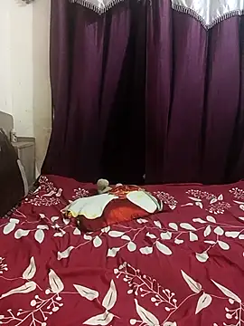 MEERAcle online show from March 15, 5:59 pm