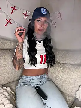 BELLABLACKXUK online show from July 15, 11:20 pm