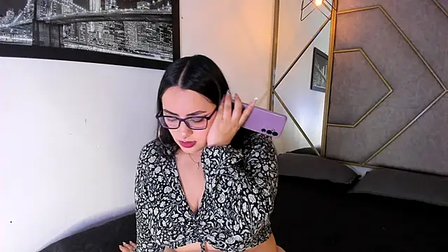 NavannyCattan online show from November 6, 3:34 am