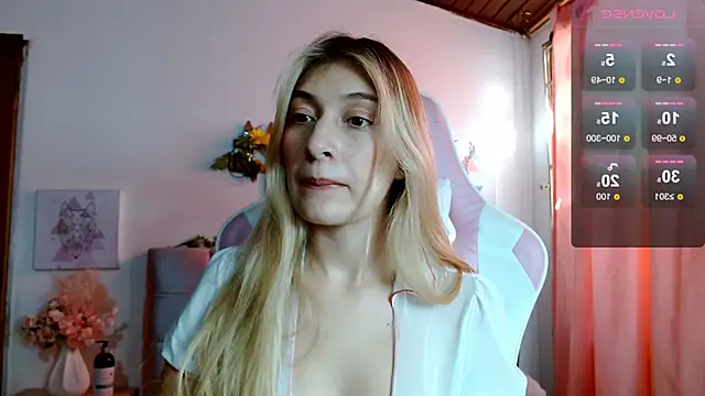 SophiaaLee online show from December 13, 9:43 pm