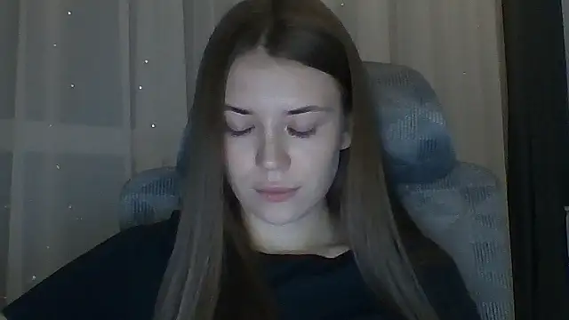 JennaCash online show from December 19, 9:40 pm