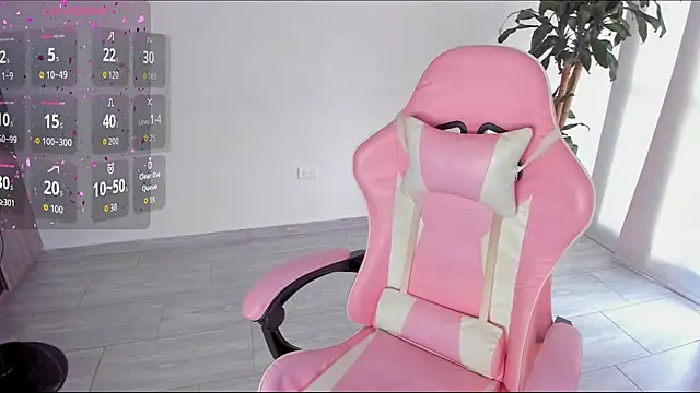 Alana Banana  online show from September 11, 8:42 pm