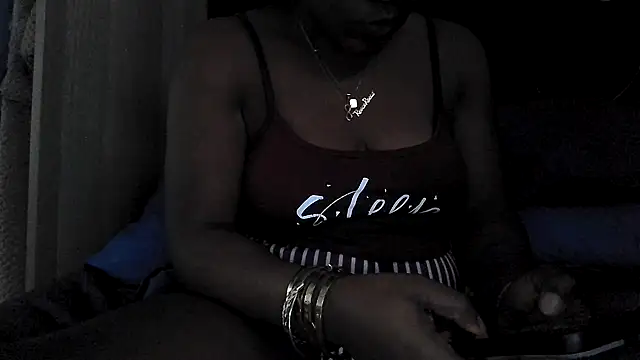 Curvy AfricanQuinn online show from March 29, 1:54 pm