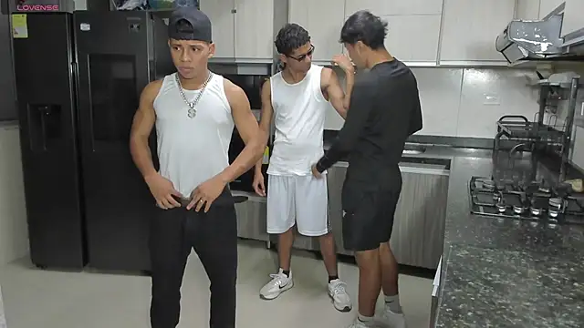 Playhardsex  online show from November 5, 11:43 pm