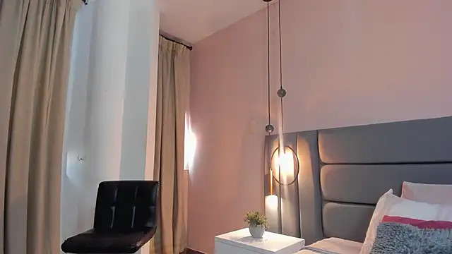 AelinDuvalier online show from October 21, 7:29 pm