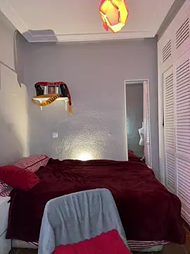 lacattiva online show from February 23, 12:55 am