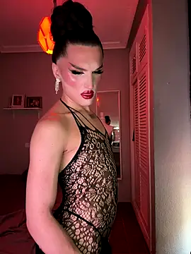 lacattiva online show from September 17, 5:11 pm