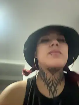 MargothWolfe online show from January 10, 6:29 am