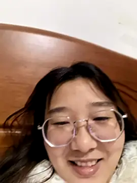 sisi-maiden online show from February 28, 12:59 pm