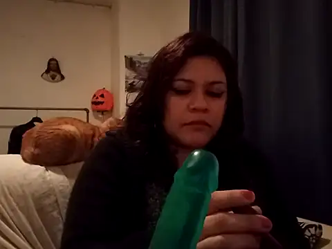 Kitty WetXxX online show from December 23, 2:04 am