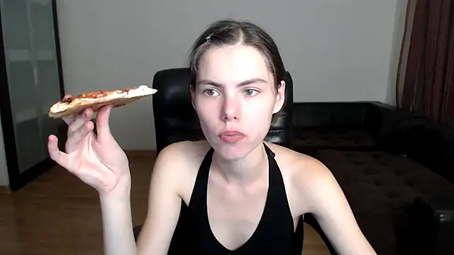 Snapshot of AmelieReve chatting on September 24, 4:39 pm AmelieReve online show from September 24, 4:39 pm