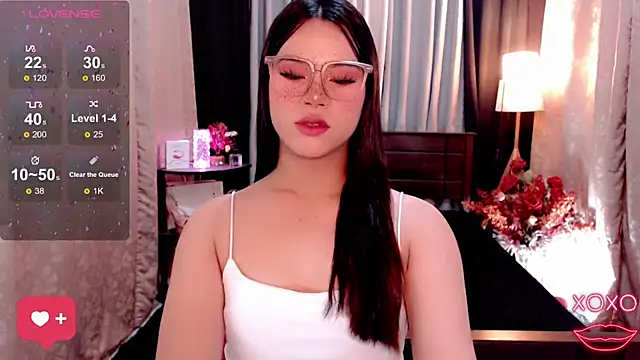 IamRaeganDolls69 online show from September 29, 12:38 am