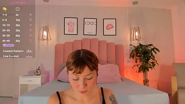 Snapshot of raven_black_ chatting on September 29, 1:49 pm raven black online show from September 29, 1:49 pm