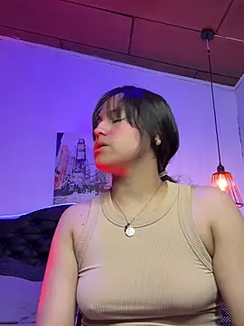 Eymmy 24 online show from October 2, 4:06 am