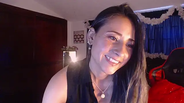 Snapshot of Sofia-mel chatting on October 10, 9:41 pm Sofia-mel online show from October 10, 9:41 pm
