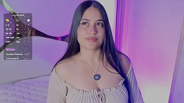 gabyjoness  online show from July 22, 5:30 am