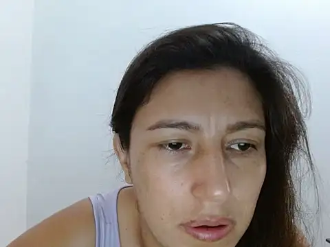 SarahFriendly online show from June 11, 12:02 pm