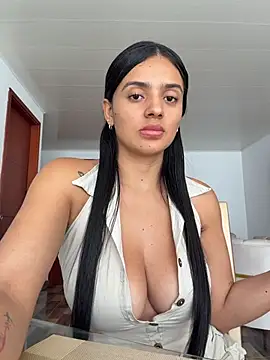 AnaaFaith  online show from March 29, 5:34 pm