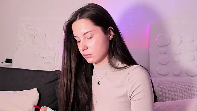 emma craftt online show from November 3, 1:15 pm