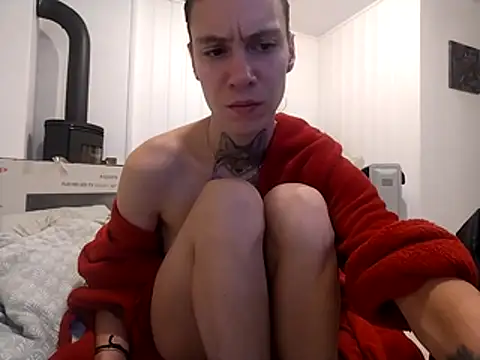 Snapshot of HoneySquirrel chatting on October 24, 9:55 pm HoneySquirrel online show from October 24, 9:55 pm