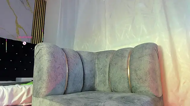 VanessaHard as online show from March 15, 3:52 am